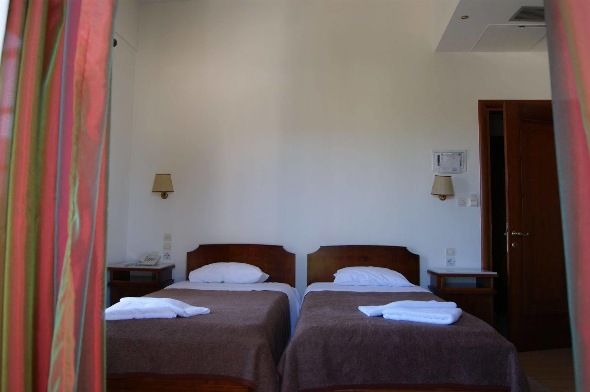 Hotel Pelops Олимпия Экстерьер фото